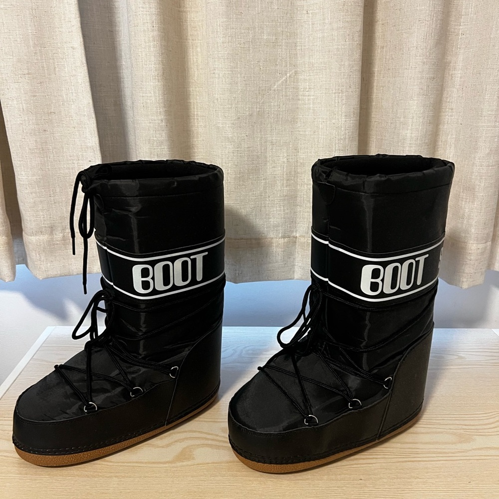 Black Boot Women's Shoes